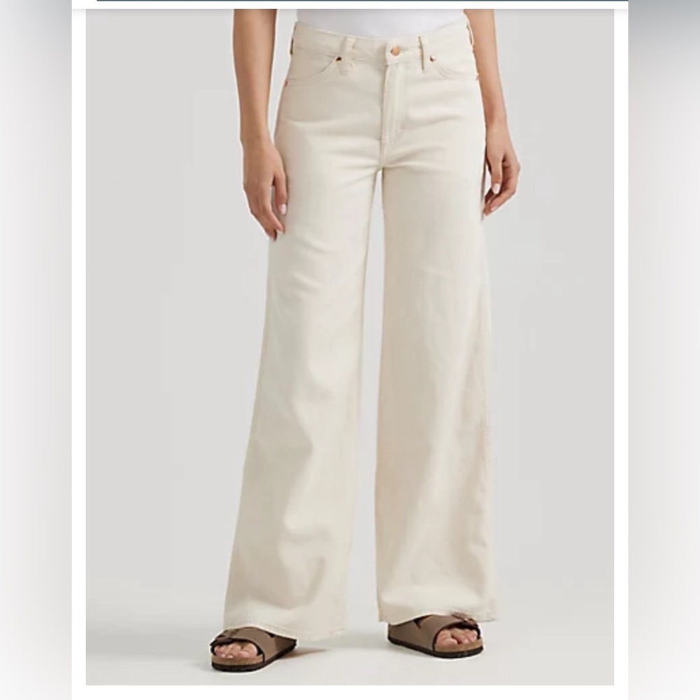 Wrangler Worldwide High Rise Wide Leg 661 Natural - 29W/28L